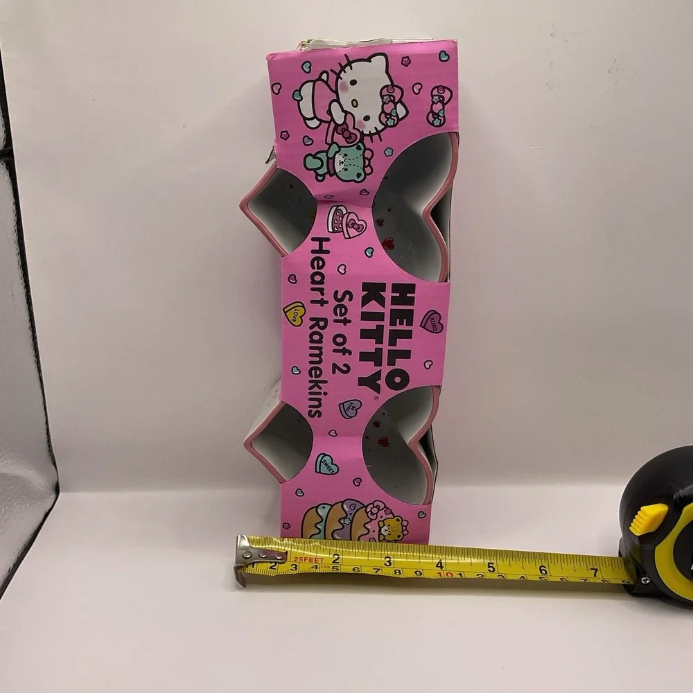 Hello Kitty by Sanrio NWT Set of 2 Heart Ramekins Dishware Oven Safe up to‎ 400